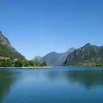 Villa Idyllic Next To The Beautiful Idro *
