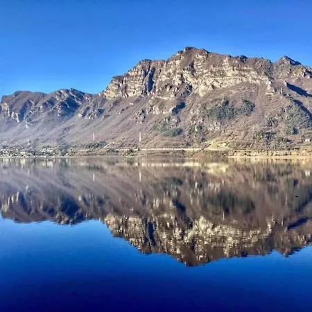 Idyllic Next To The Beautiful Idro * Crone