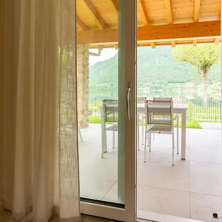 Idyllic Next To The Beautiful Idro Crone