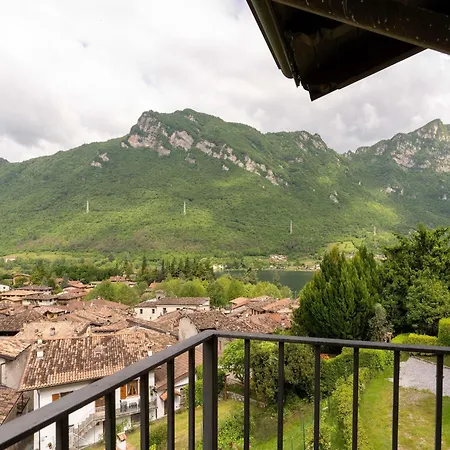 Villa Idyllic Next To The Beautiful Idro
