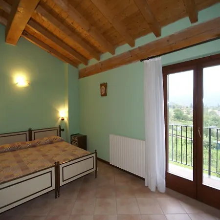Idyllic Next To The Beautiful Idro * Crone
