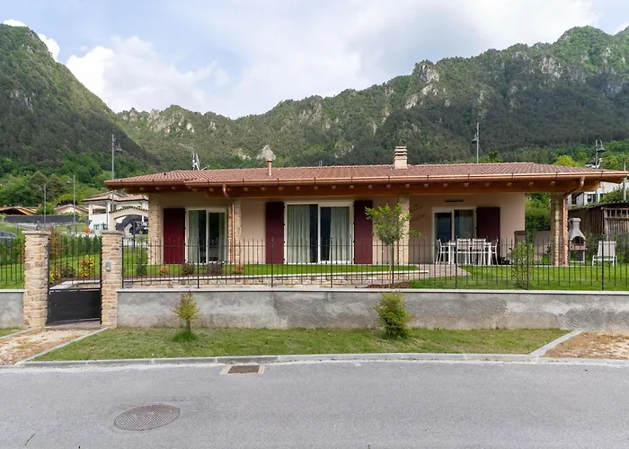 Idyllic Next To The Beautiful Idro Villa