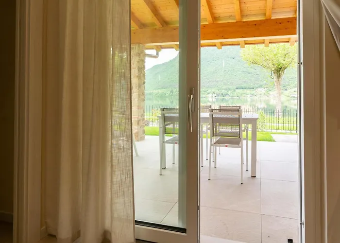 Idyllic Next To The Beautiful Idro Crone