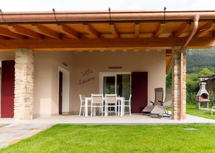 Villa Idyllic Next To The Beautiful Idro *