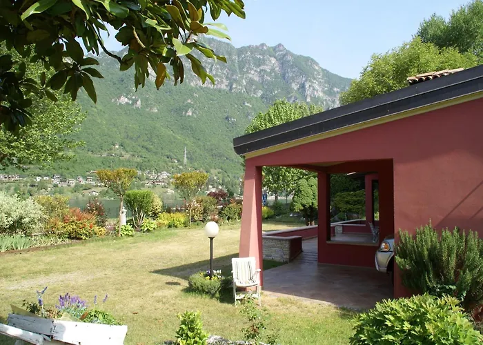 Villa Idyllic Next To The Beautiful Idro Crone